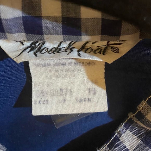 Models coat nightgown - Picture 5 of 5